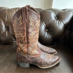 Ariat men’s brown cowboy boots size 10.5 EE (Wide Width)